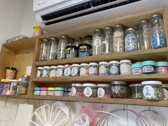 Von der Tischlerin zur Konditorin: Lena Bächstädt kreiert in ihrer hauseigenen "Kalorienmanufaktur" individuelle Torten