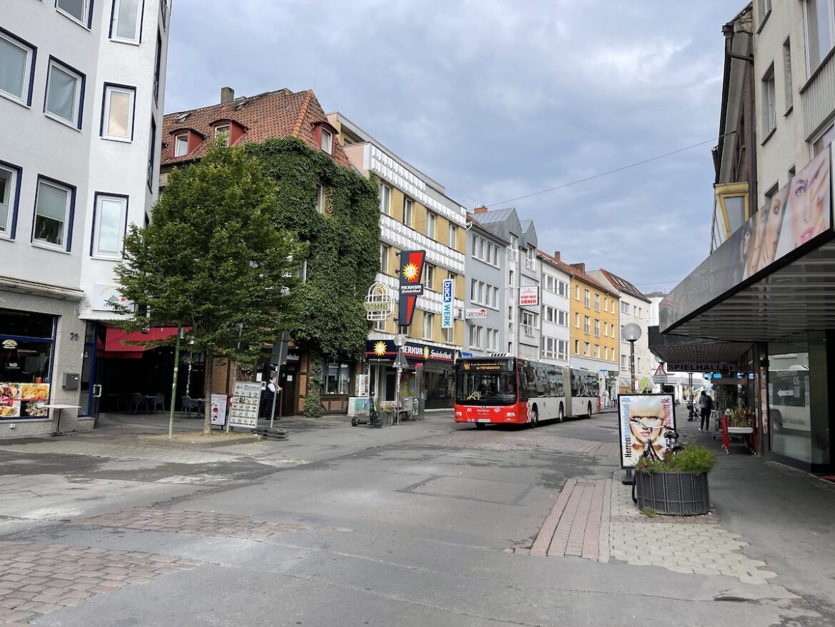 Symbolbild: Metrobus in der Johannisstraße