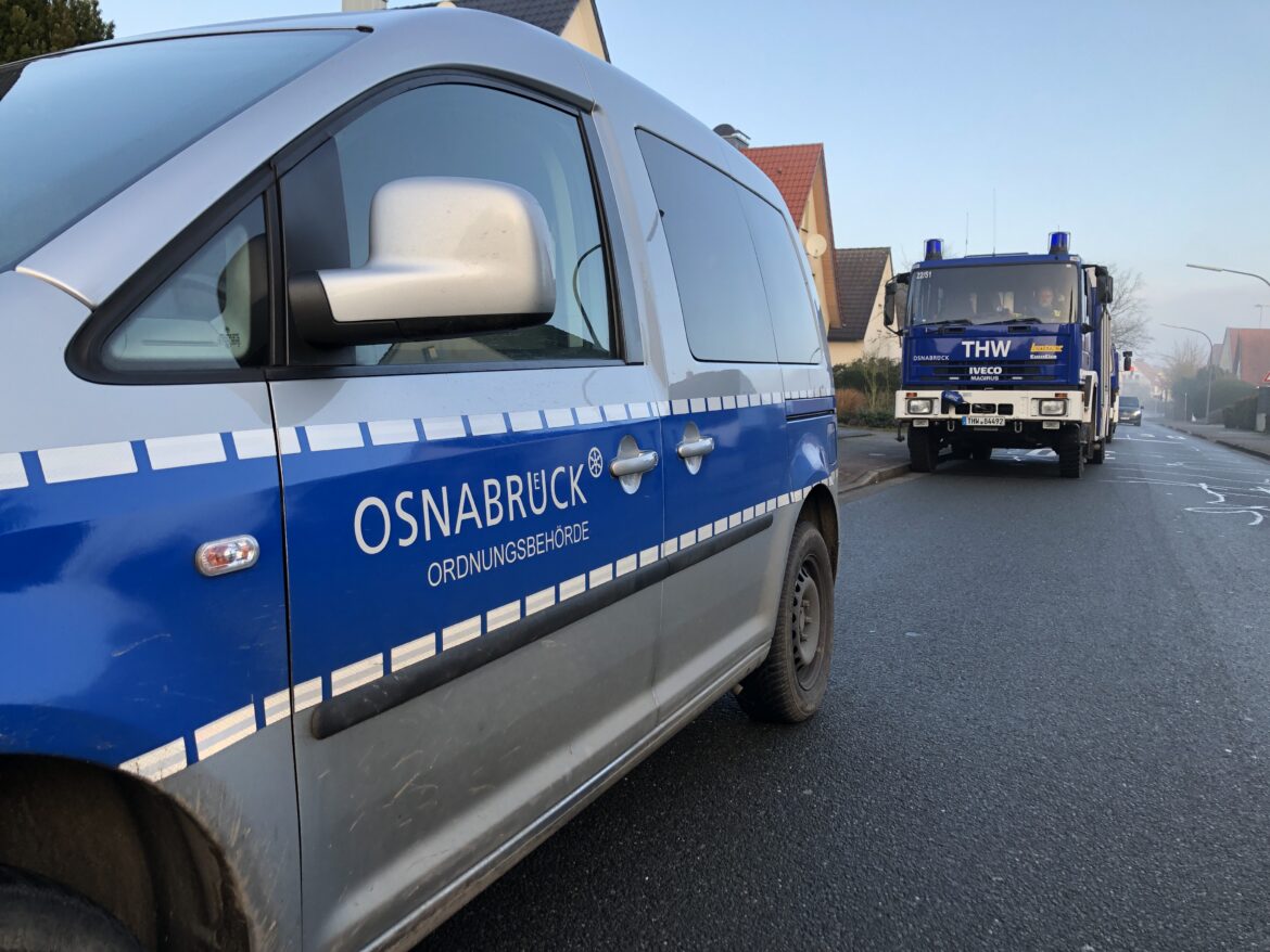 Dienstfahrzeuge vom Ordnungsamt der Stadt Osnabrück und THW. / Archivbild: Pohlmann