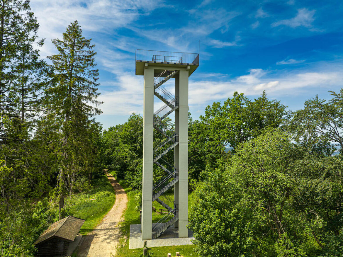 Der Hermannsturm auf dem Dörenberg bekommt einen neuen „Anstrich“. / Foto: vorlights / Thorsten Vorkefeld