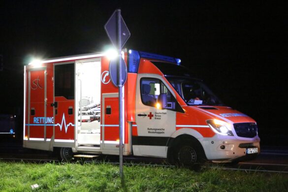 Rettungswagen an Unfallstelle