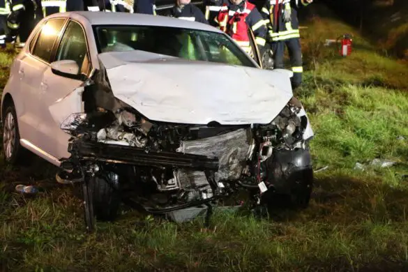 VW Polo mit zerstörter Front