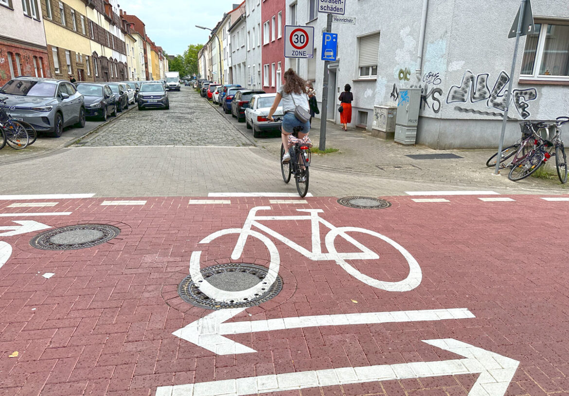 Fahrradstraße in der Osnabrücker Wüste