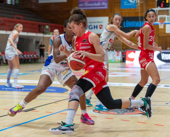 GiroLive Panthers sammeln Spielerfahrung beim internationalen Volksbank-Cup