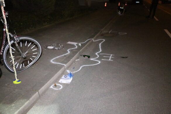 Markierte Unfallspuren am Boardstein