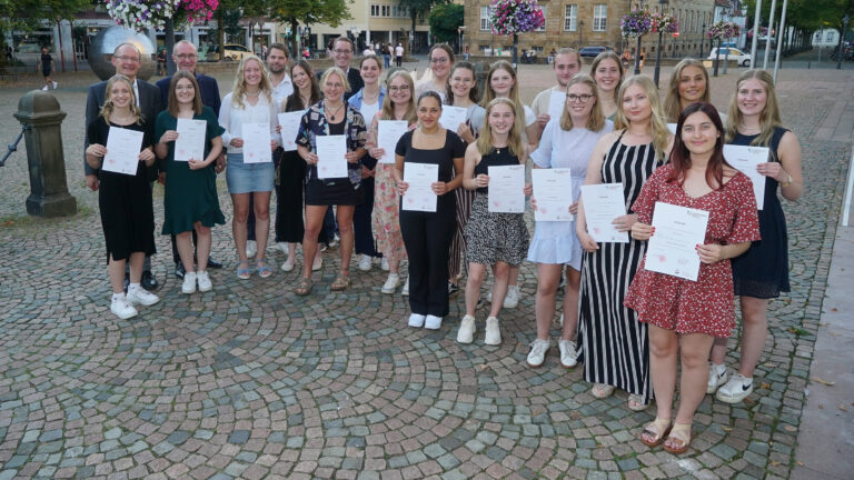 Rückenwind für Ausbildung und Studium vom Bistum Osnabrück. / Foto: DiCV Osnabrück, Roland Knillmann