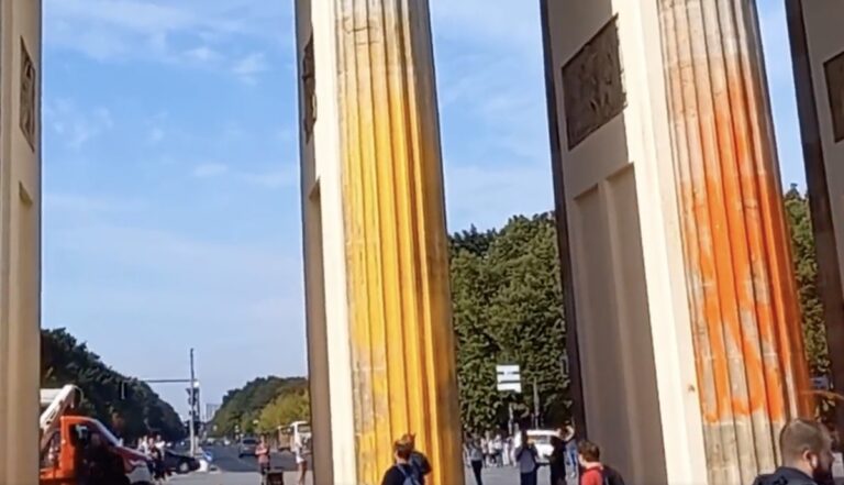 Letzte Generation am Brandenburger Tor