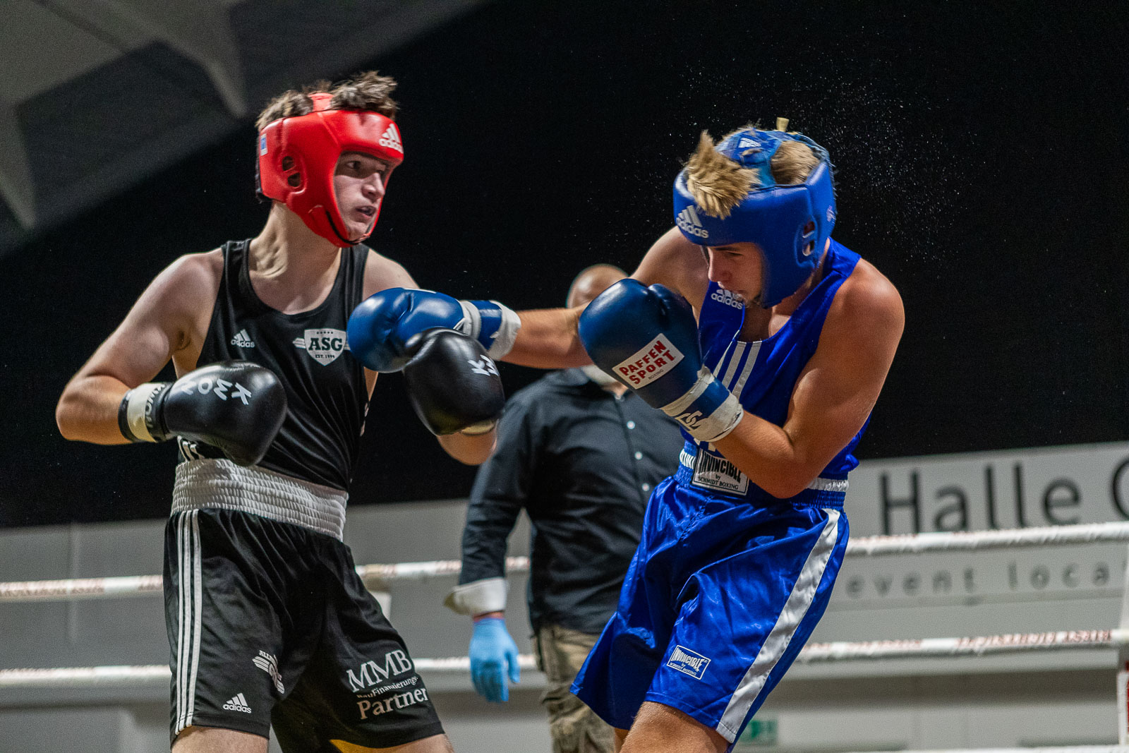 1DX29021 Foto: Dieter Reinhard