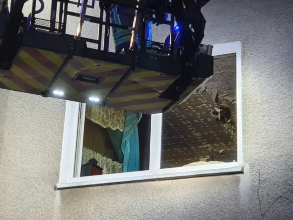 Zimmerbrand in der Innenstadt: Feuerwehr findet leblose Person