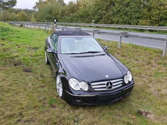 Nach Unfall: Polizei findet verlassenen PKW im Autobahnkreuz Osnabrück-Süd