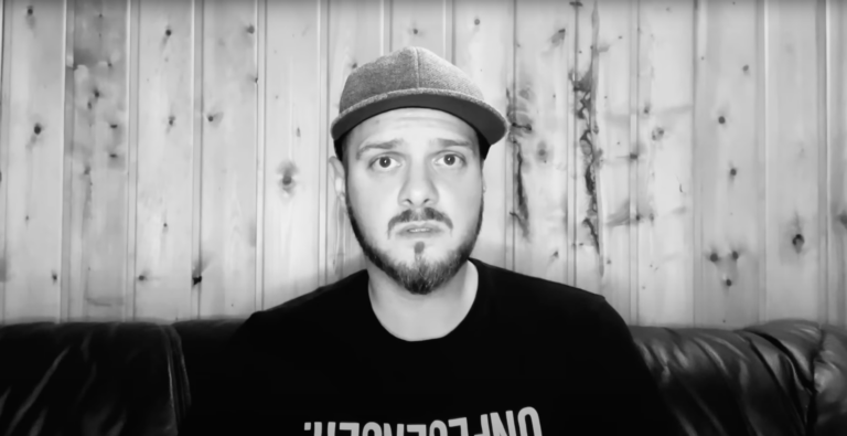 Die Tochter von Tätowierer Jers ist schwer erkrankt. / Foto: Screenshot Youtube