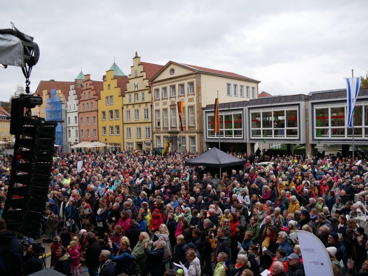 P1010937-min Friedenssingen / Foto: Dominik Lapp