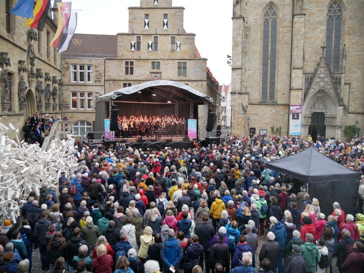 P1010943-min Friedenssingen / Foto: Dominik Lapp