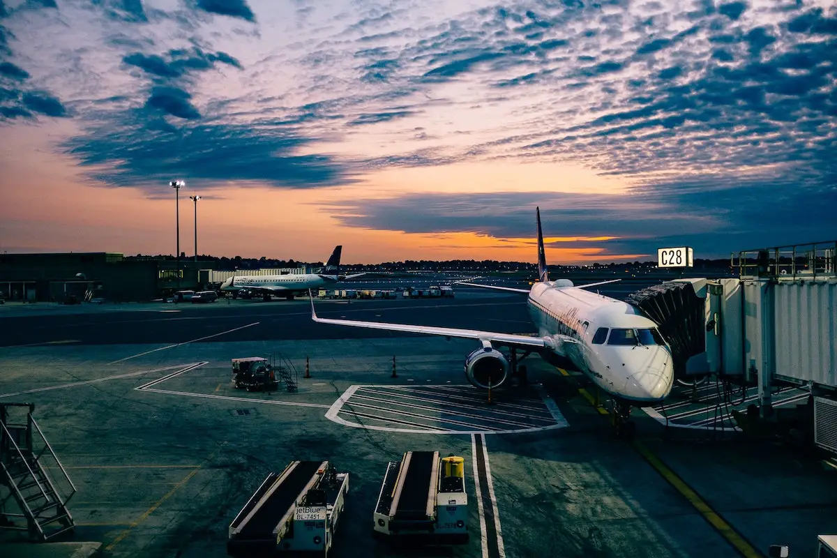 Abendstimmung am Flughafen