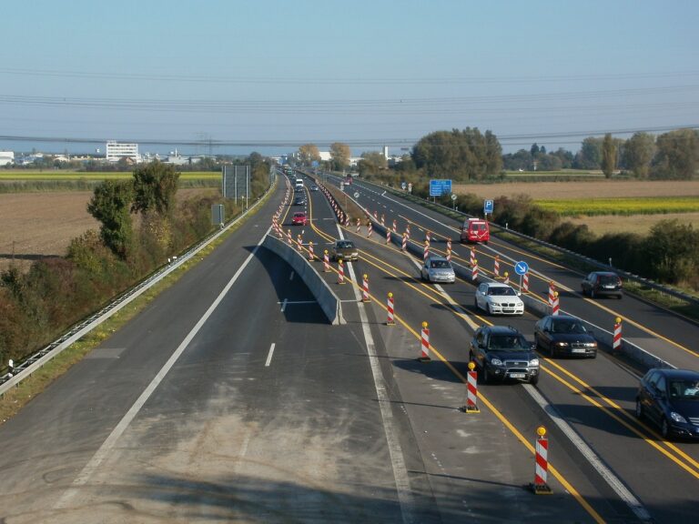 Symbolbild Autobahn / Foto: WikimediaImages, Pixabay