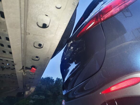 Auffahrunfall mit zwei LKW – erneut Stau auf der A1 am Morgen. / Foto: Heiko Westermann Auffahrunfall mit zwei LKW - erneut Stau auf der A1 am Morgen