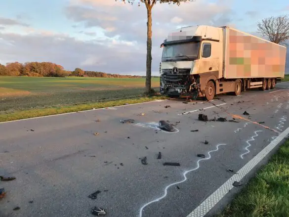 Motorradfahrer bei Unfall auf Bundesstraße B218 tödlich verletzt