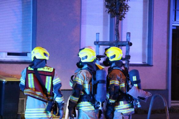 Decke von Obdachlosen gerät an Sutthauser Straße in Brand