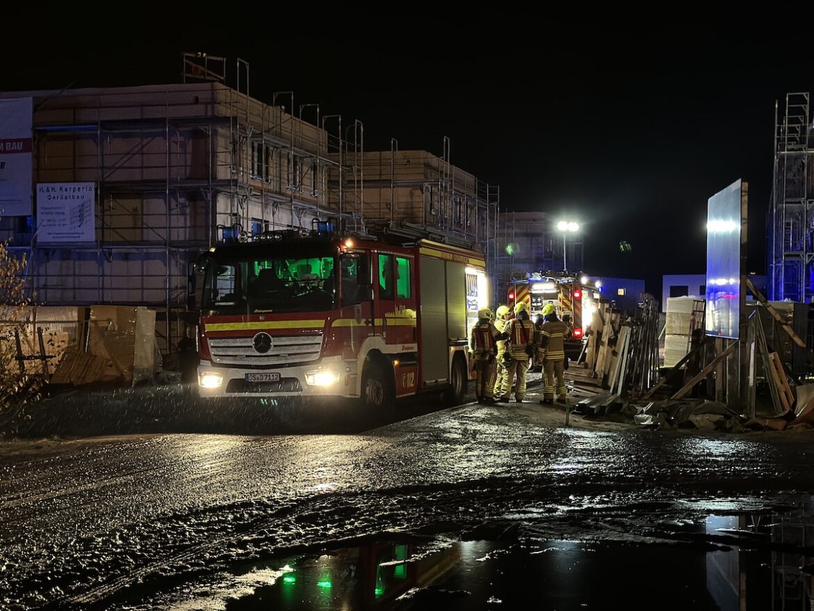 Feuerwehr im Einsatz im Landwehrviertel