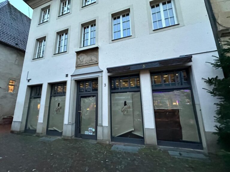 Geschlossene Goja Würzbar