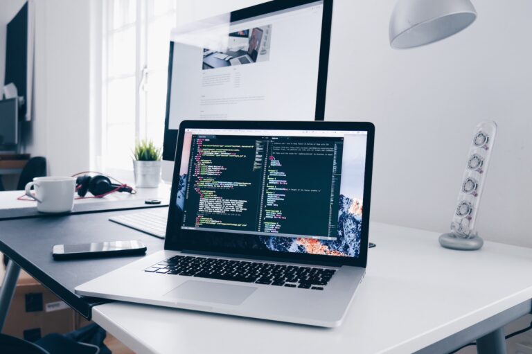 Programmcode auf einem MacBook