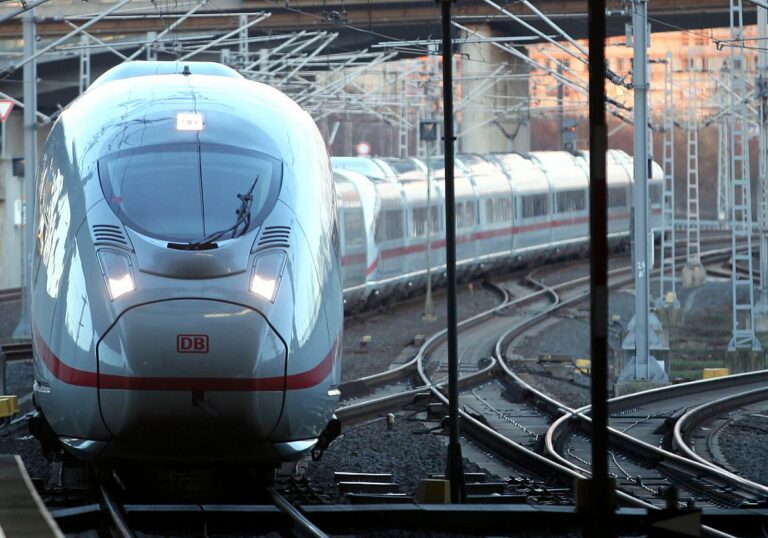 ICE der Deutschen Bahn (DB)