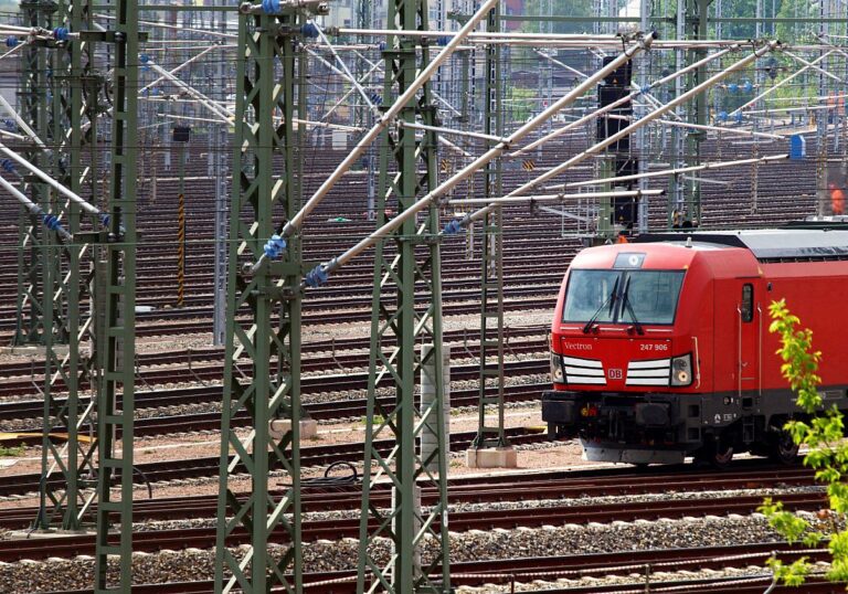 Deutsche Bahn (DB)