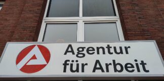 Schild Agentur für Arbeit