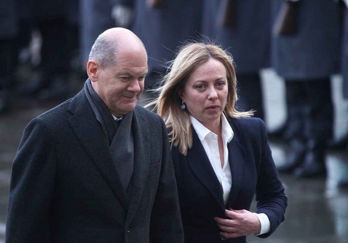 Bundeskanzler Olaf Scholz und Italiens Ministerpräsidentin Giorgia Meloni
