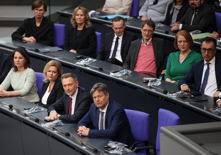 Politiker der Ampel-Koalition im Bundestag