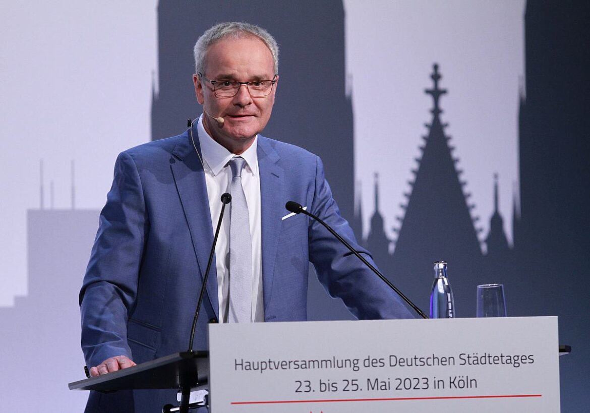 Helmut Dedy (Geschäftsführer des Städtetags NRW)