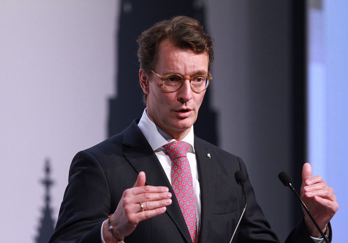 Ministerpräsident von NRW Hendrik Wüst (CDU)