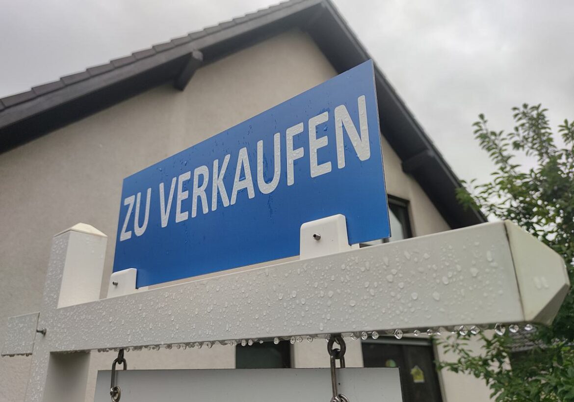 Schild "zu verkaufen"