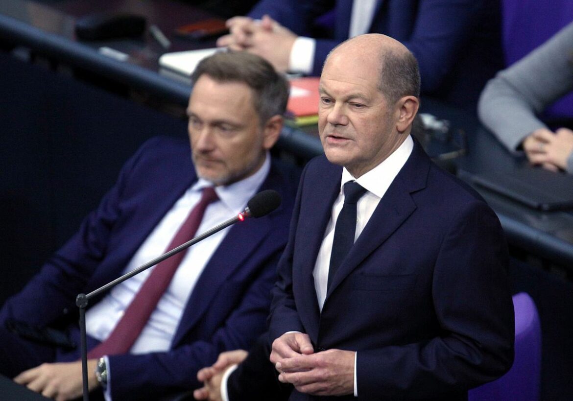 Bundeskanzler Olaf Scholz (SPD) und Bundesfinanzminister Christian Lindner (FDP)