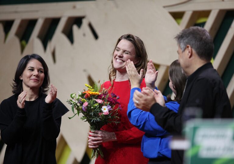 Grünenpolitiker Annalena Baerbock, Terry Reintke, Ricarda Lang und Robert Habeck