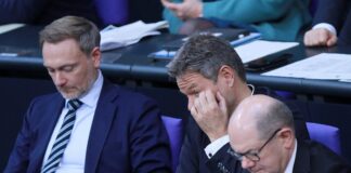 Bundesfinanzminister Christian Lindner (FDP), Vizekanzler Robert Habeck (Grüne) und Bundeskanzler Olaf Scholz (SPD)