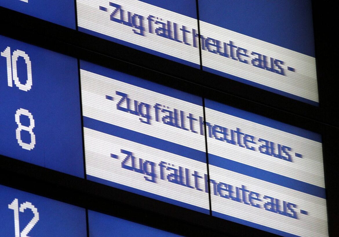 DB Anzeige Zug fällt aus