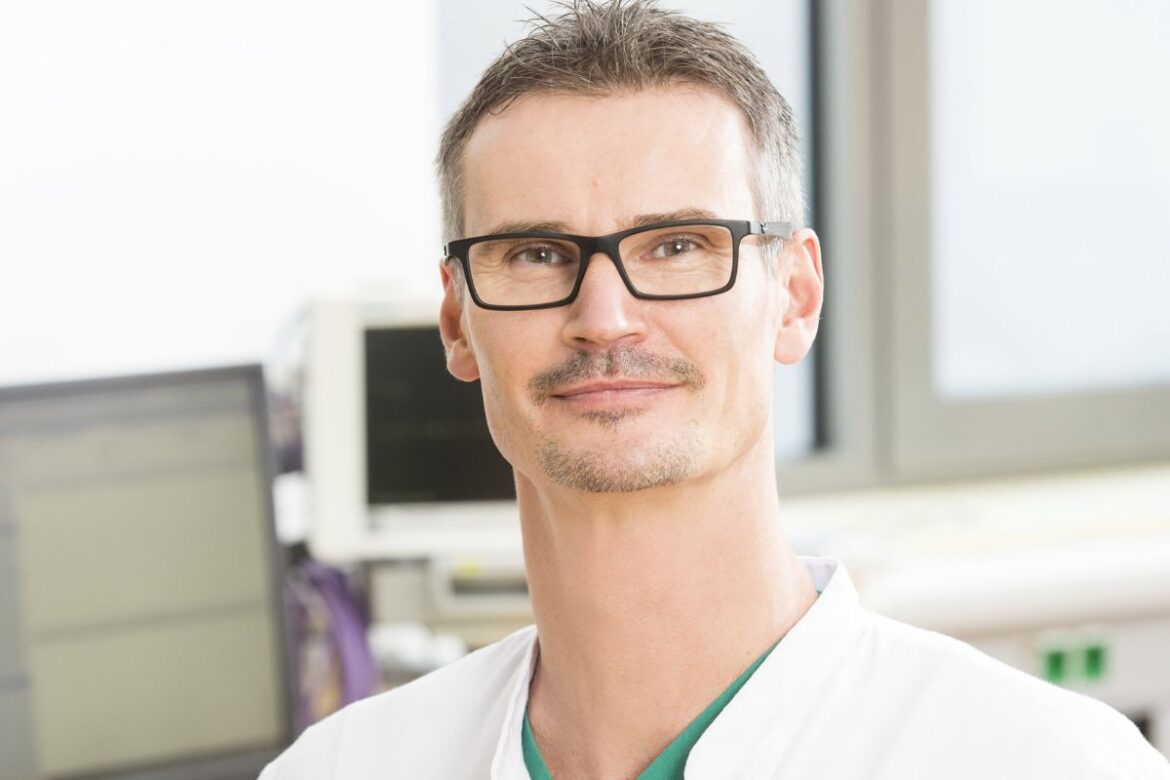 Chefarzt Dr. Martin Gerdes / Foto: SRO, Meckel