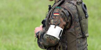 Bundeswehrsoldat in Uniform