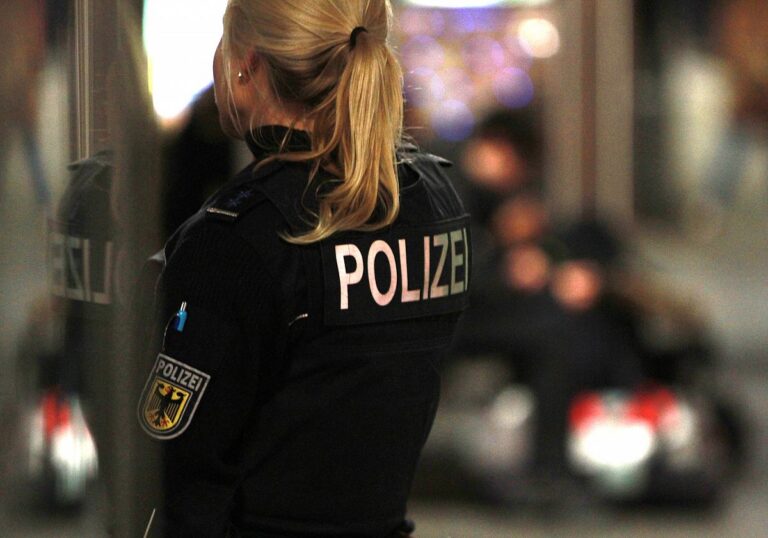 Polizistin Niedersachsen
