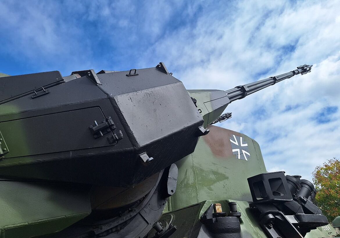 Militärfahrzeug der Bundeswehr