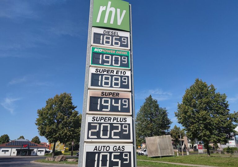 rhv Tankstelle Preisanzeige