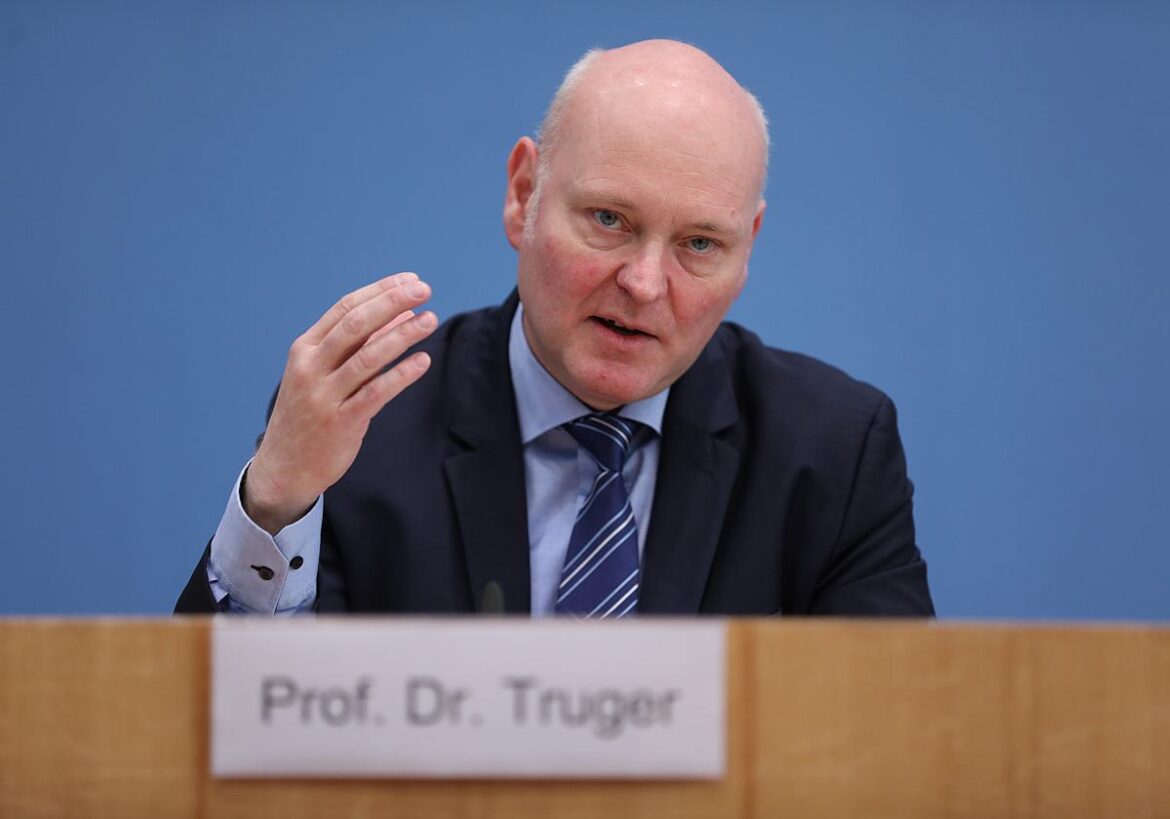 Prof. Dr. Achim Tuger (Sachverständigenrat für Wirtschaft)
