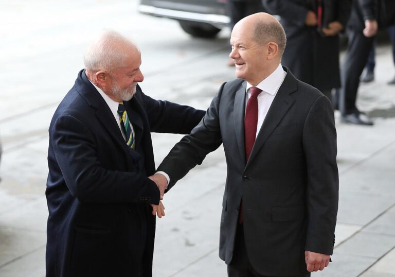 Bundeskanzler Olaf Scholz (SPD) und der brasilianische Präsident Lula da Silva