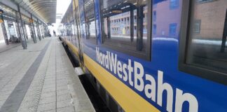 Zug der Nordwestbahn