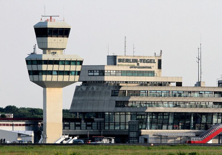Flughafen Berlin-Tegel