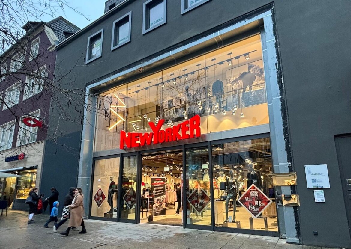 Neueröffneter NewYorker, Osnabrück Große Straße