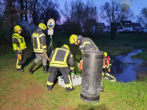 Einsatz in Hasbergen: Öl auf Gewässer