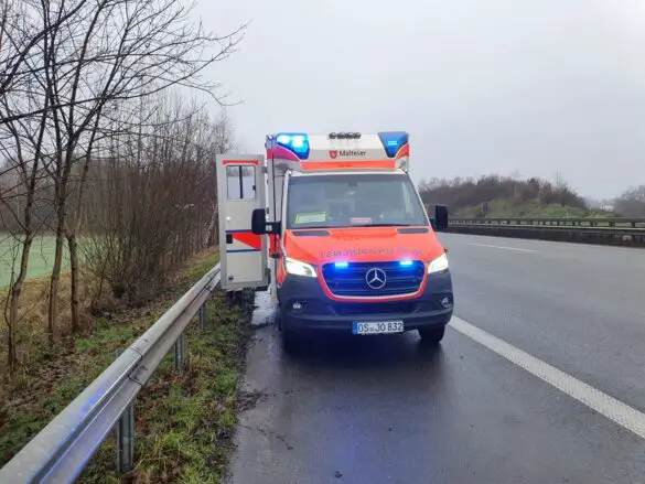 Problem mit Gaspedal auf der Autobahn A1 endet in Auffahrunfall nach Vollbremsung