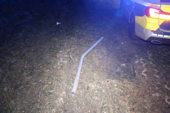 Familie überschlägt sich mit PKW im Autobahnkreuz Osnabrück-Süd. / Foto: Heiko Westermann Familie überschlägt sich mit PKW im Autobahnkreuz Osnabrück-Süd